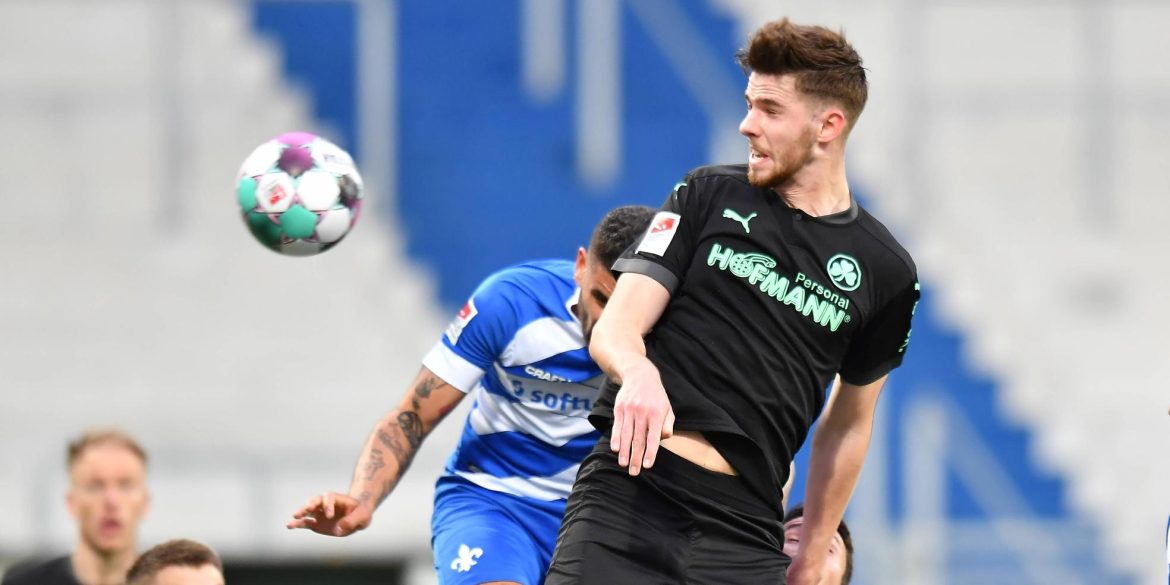 Comunio-Gerüchteküche: Mainz schnappt sich einen Fürther – Milan-Youngster zur Eintracht?